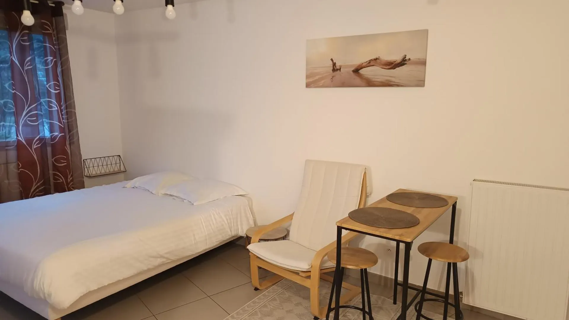 Bed & Breakfast Villa'Vi Lyon Est Chambres D'Hotes Saint-Priest